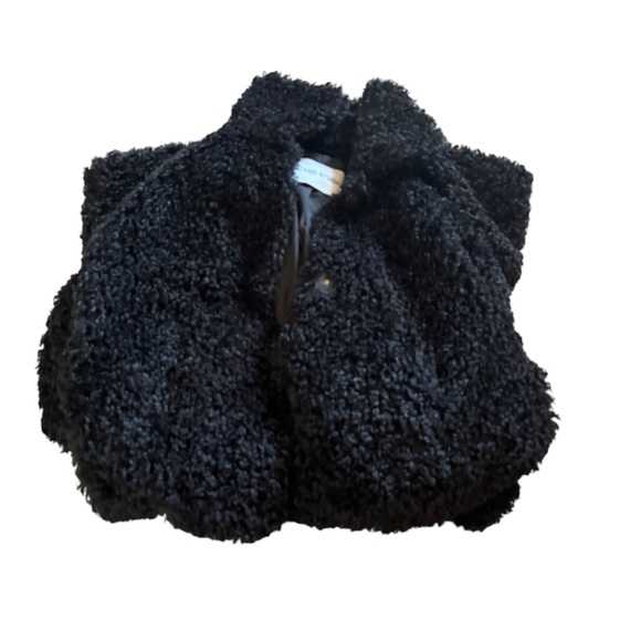 STAND STUDIO Maxine Faux Fur Coat in Excellent Condition. - Picture 3 of 10